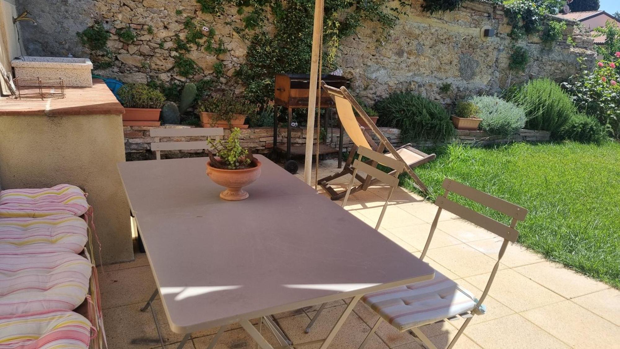 Il Piccino 29, Esperienza Romantica In Borgo.... Montescudaio Exterior foto